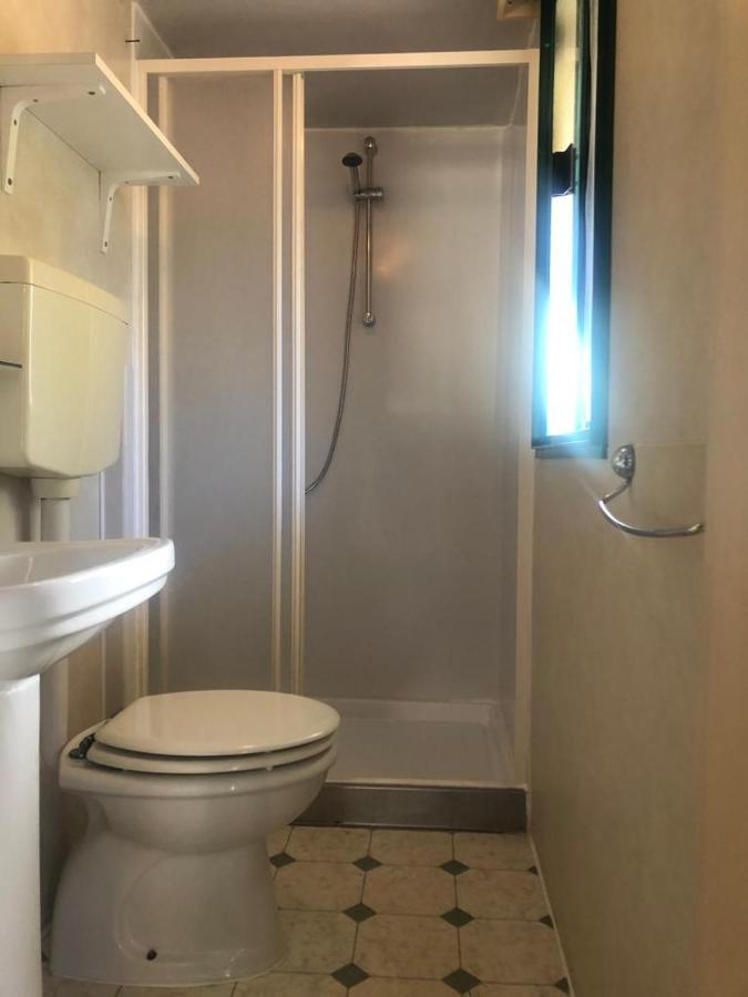 Zona Rosa 5 Chalet Mit Klimaanlage Und Wlan فياريجيو المظهر الخارجي الصورة